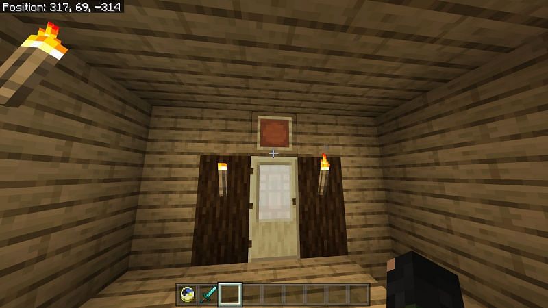 Placing clock on the wall in Minecraft