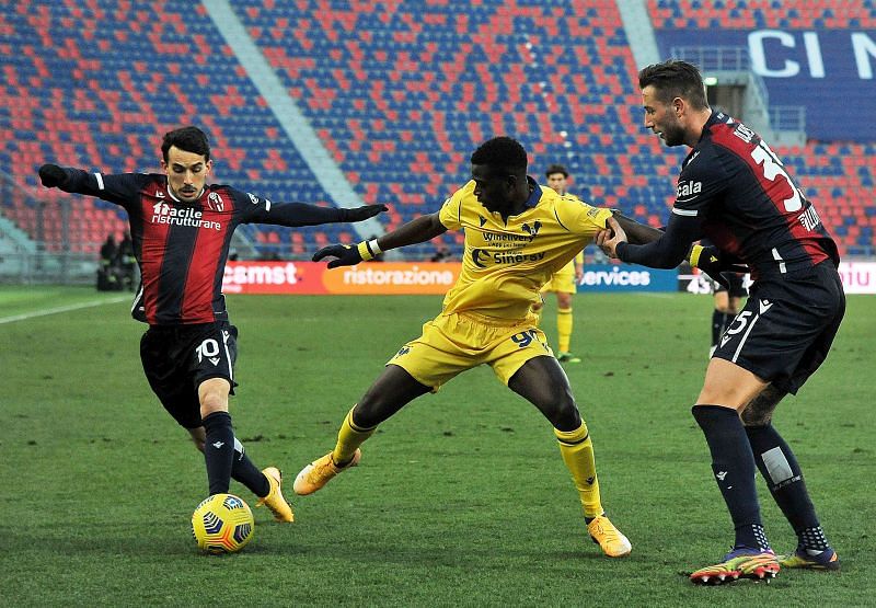 Bologna Fc Vs Hellas Verona Imagem Editorial - Imagem de grande