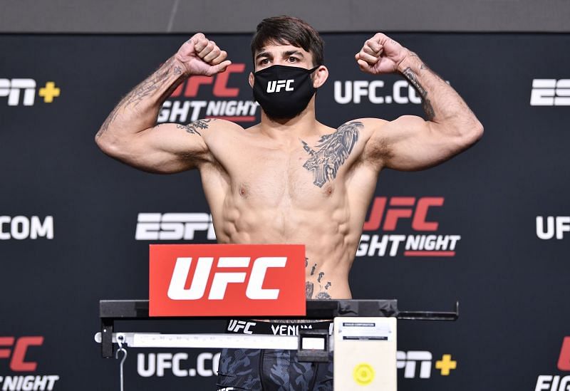 UFC Fight Night Vettori v Holland: Weigh-Ins