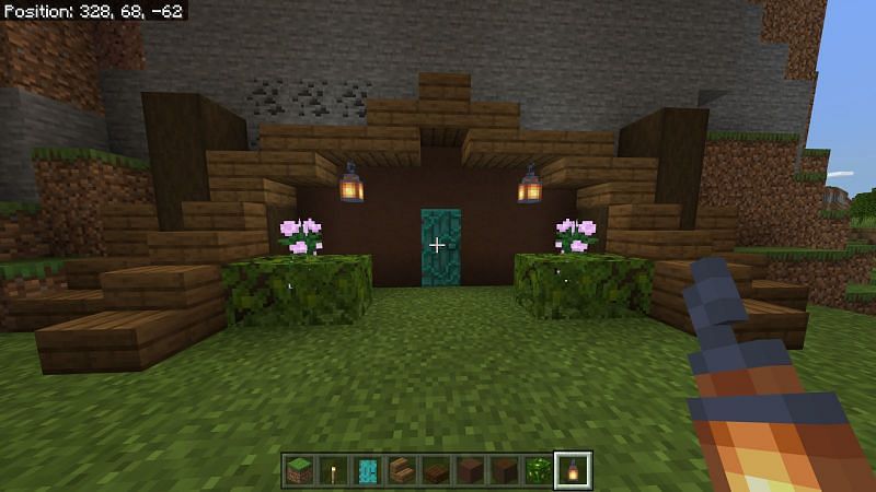 Decorating the hobbit hole in Minecraft