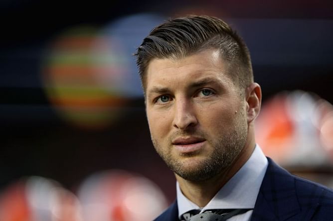Tim Tebow's Jacksonville Jaguars jerseys and t-shirts become top-five bestsellers in a day