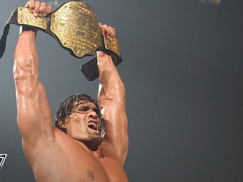 WWE वर्ल्ड हैवीवेट चैंपियन द ग्रेट खली