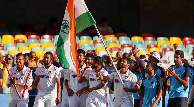 ऑस्ट्रेलिया को उसी के घर में हारने के बाद भारतीय टीम जश्न मनाते हुए