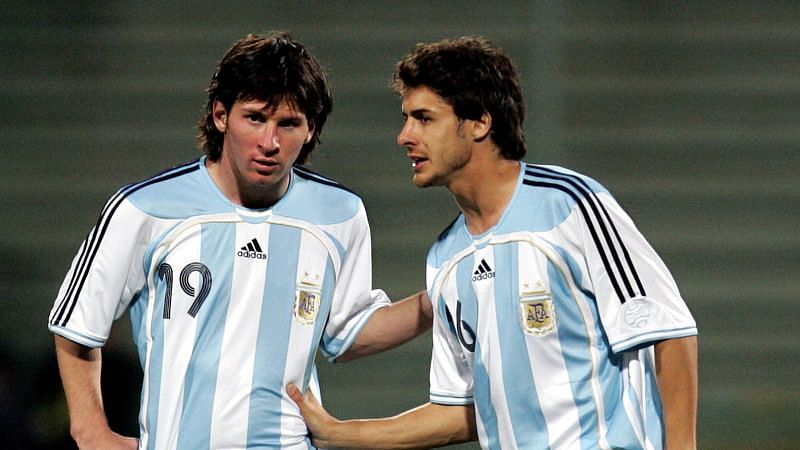Lionel Messi (left) idolises Pablo Aimar (right)
