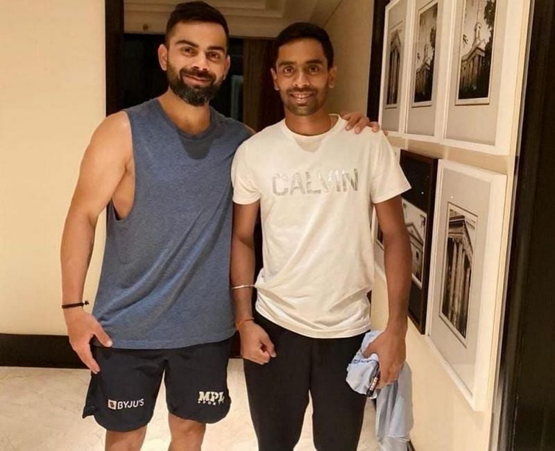 Abhimanyu Easwaran (R) and Virat Kohli (L) at a Chennai hotel during the home series against England [Credits: Abhimanyu Easwaran]