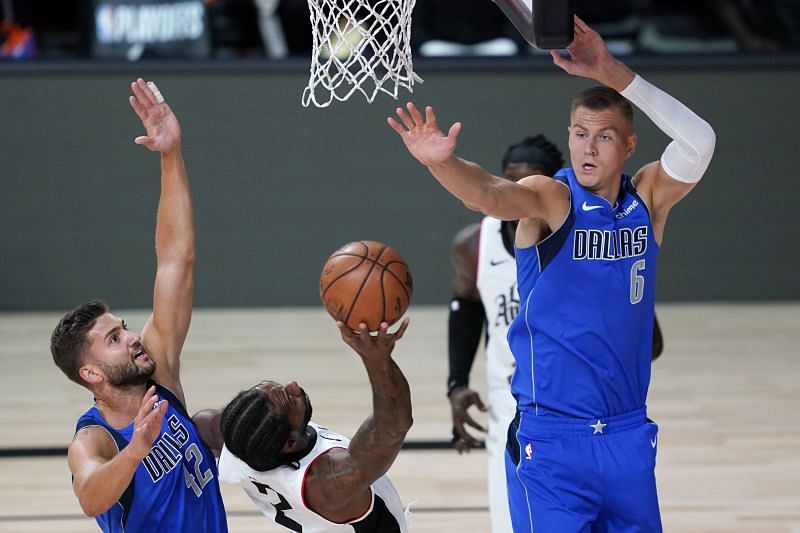 LA Clippers vs Dallas Mavericks - Game Three