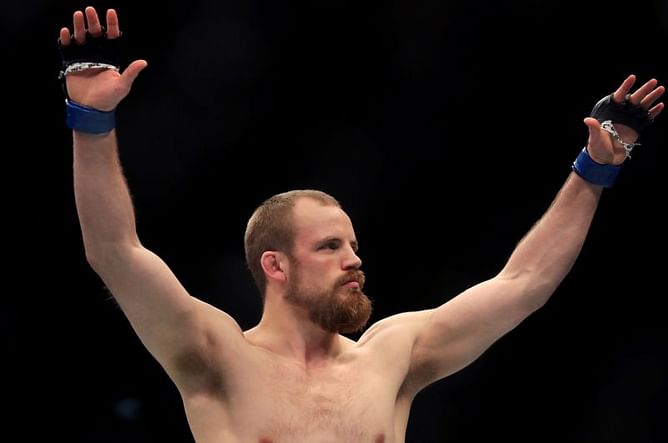 Watch: Gunnar Nelson holds his own in a grappling session with Thor Bjornsson AKA 'The Mountain' from Game of Thrones
