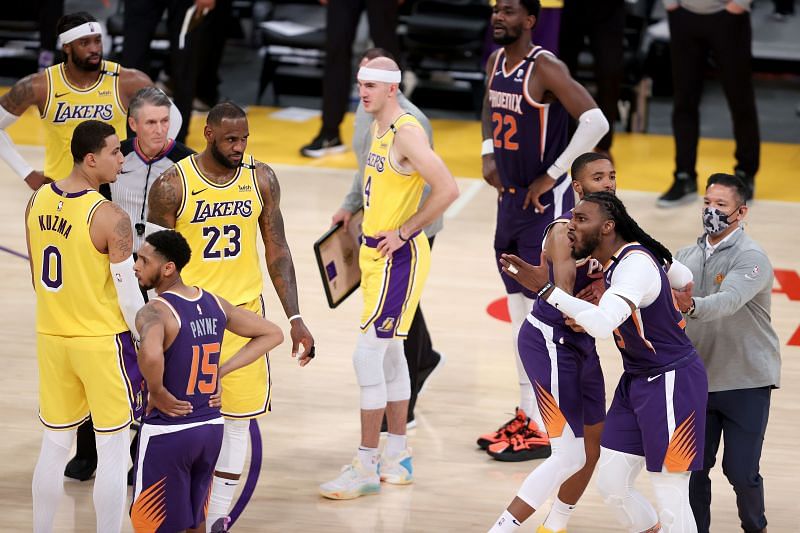 Phoenix Suns v Los Angeles Lakers - Game Three