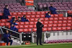 Barcelona to complete move for Memphis Depay if Ronald Koeman stays at the club - Reports