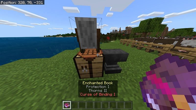 How to Disenchant Items in Minecraft using a Grindstone