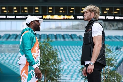 Floyd Mayweather (left) and Logan Paul (right) at the pre-fight press conference