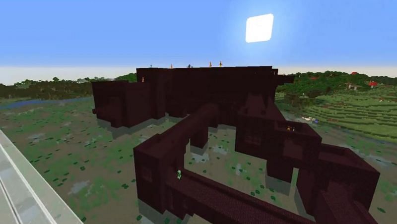 A better view of the massive Nether Fortress (Image via u/Eat-Shit-Bob-Ross on Reddit)