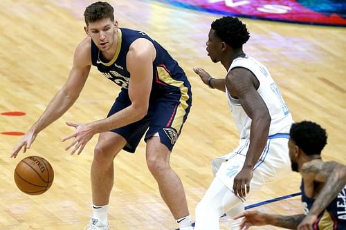 Los Angeles Lakers v New Orleans Pelicans