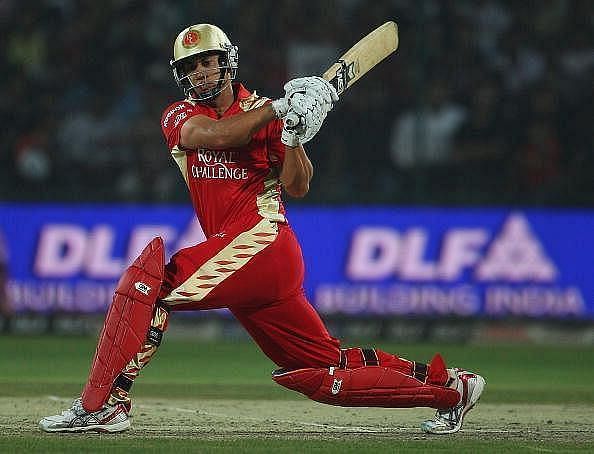 रॉस टेलर आईपीएल के दौरान आरसीबी की तरफ से खेलते हुए