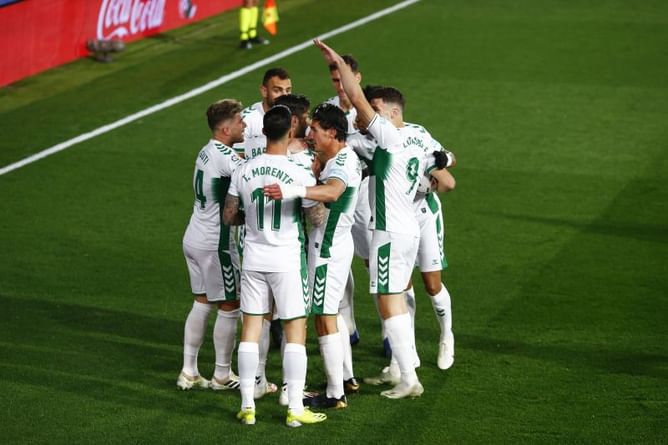 Elche vs Deportivo Alaves prediction, preview, news and more | La Liga 2020-21