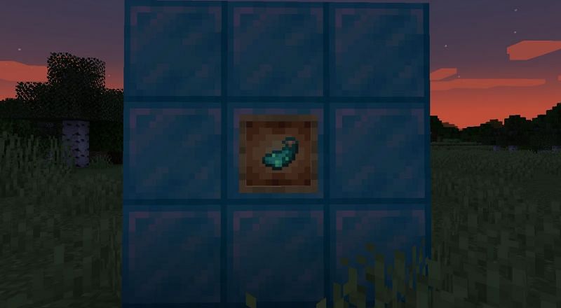 A Glow Ink Sac inside of a Glow Item Frame (Image via Minecraft)