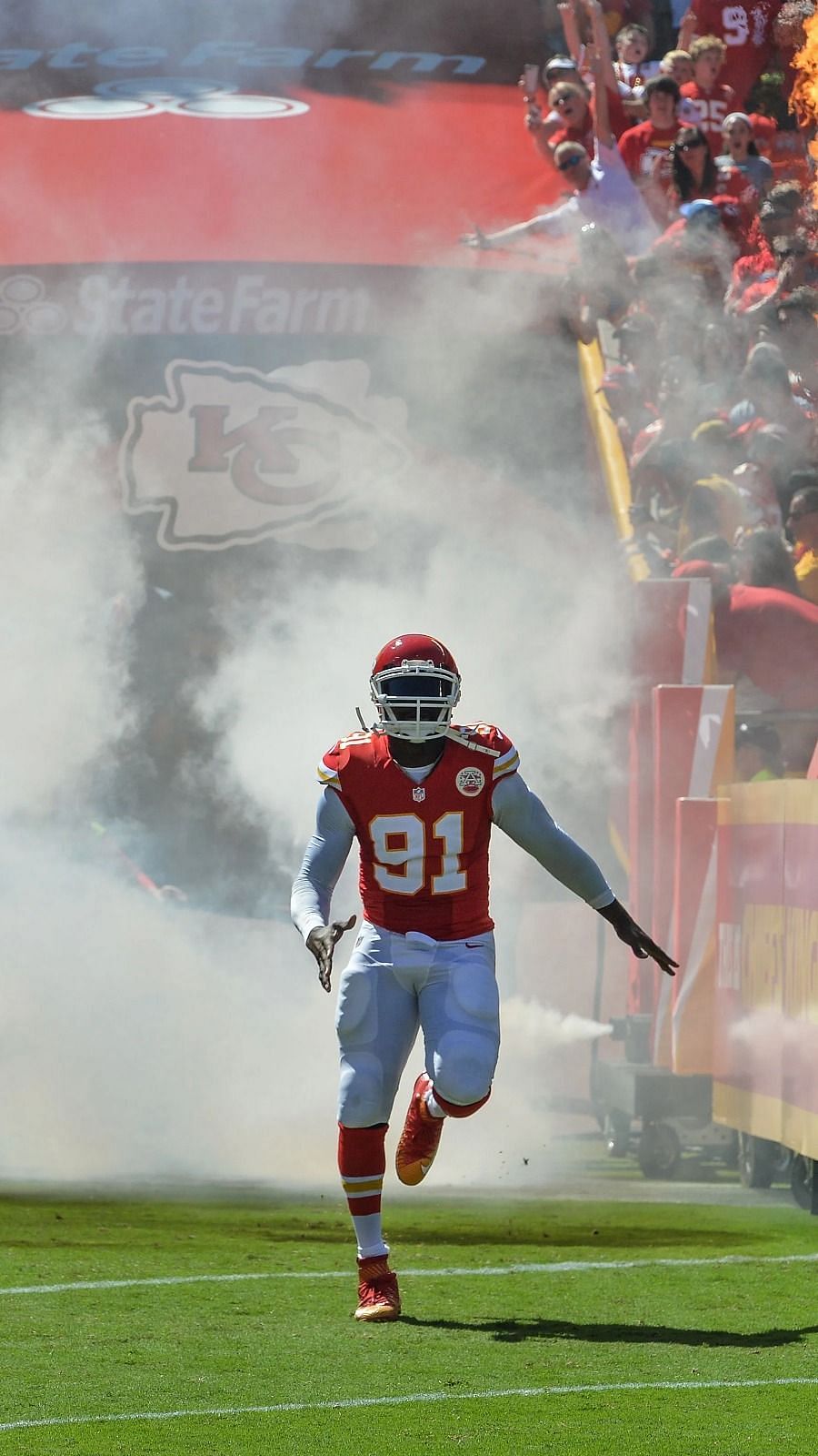 Tamba Hali signs one-day contract to retire with the Chiefs