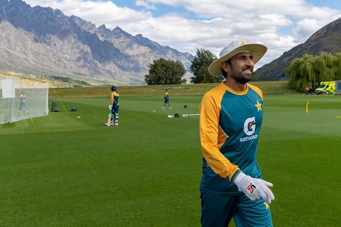 Younis Khan was unhappy with PCB's decision to send Mohammad Yousuf to Pakistan training camp - Reports