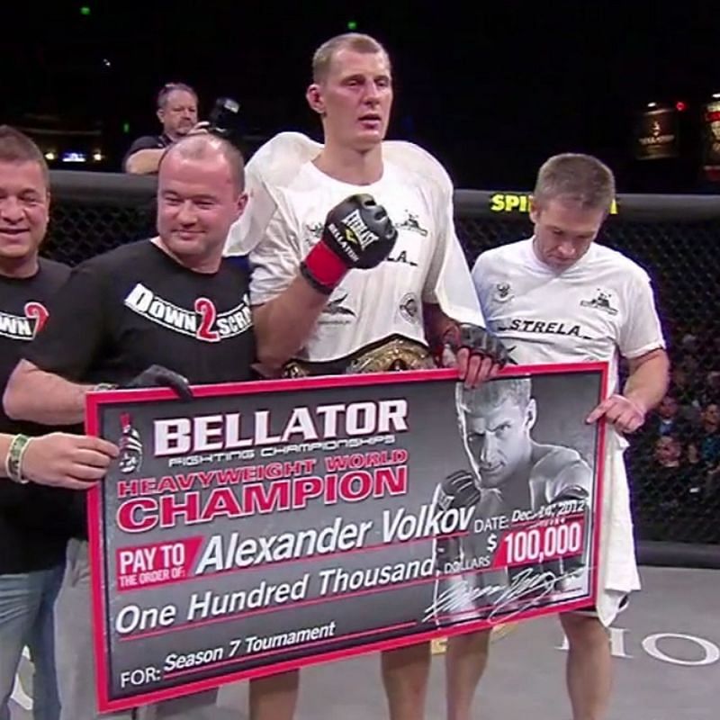 Alexander Volkov wins Bellator MMA championship