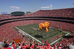 Will the NFL have full stadiums this year?