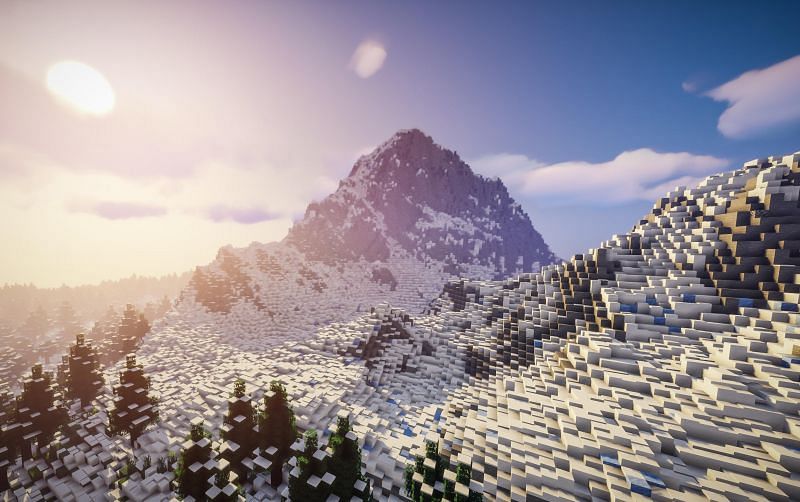 Custom mountains in Minecraft (Image via u/justarandomfailure on reddit)
