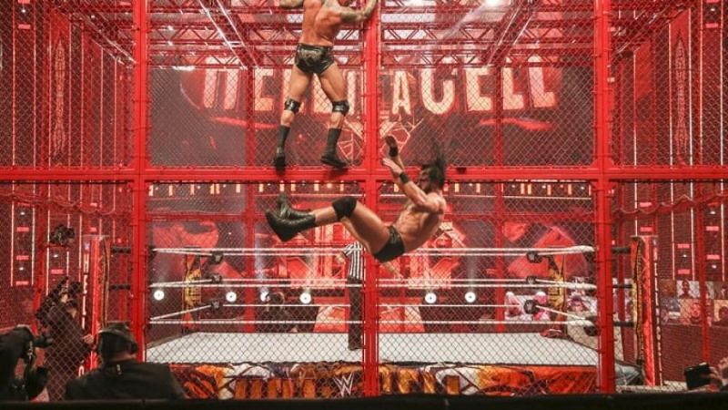 Randy Orton defeated Drew McIntyre inside Hell in a Cell to capture his 14th WWE World Heavyweight Championship