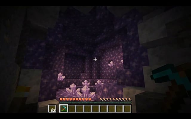 Minecraft 1.17 Caves & Cliffs update expected release time for Java and ...