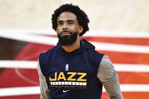 Mike Conley (#10) of the Utah Jazz