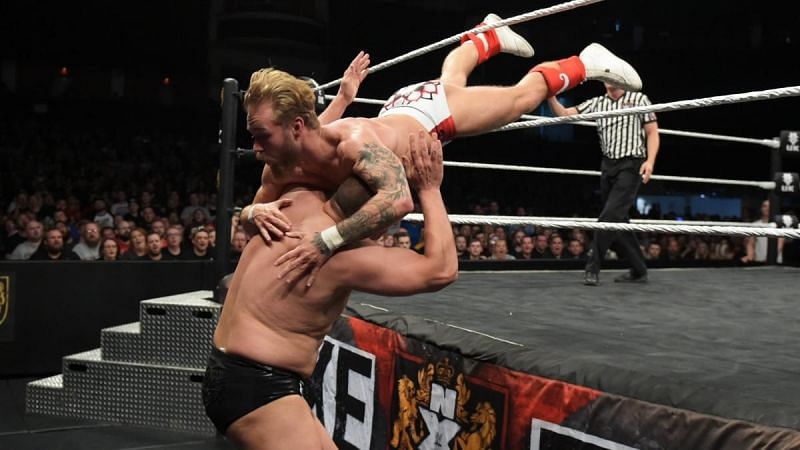 Tyler Bate vs WALTER