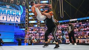 WWE SmackDown - 5 Possible surprises- Unexpected breakup, Big return, Hell in a Cell match with big stakes?