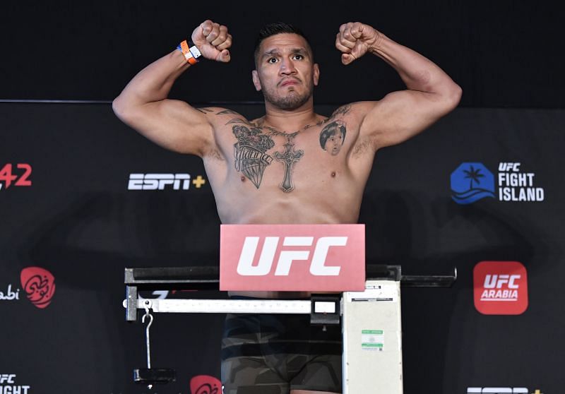 UFC Fight Night Chiesa v Magny: Weigh-Ins