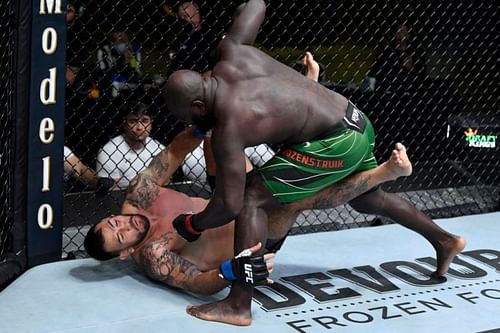 Jairzinho Rozenstruik knocked out Augusto Sakai in the main event of UFC Vegas 28