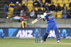Manish Pandey can bat at any position, but No. 4 is ideal: Former coach Irfan Sait