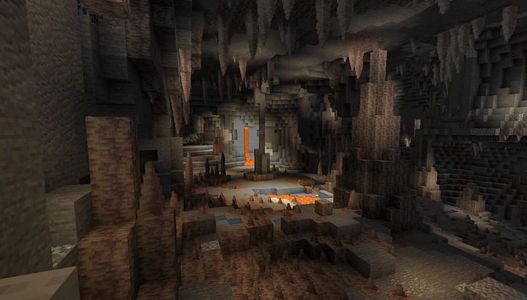 Players can see a big difference between dripstone caves (shown) and lush caves (Image via minecraft.fandom)