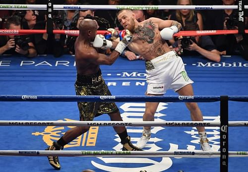 Floyd Mayweather Jr. v Conor McGregor