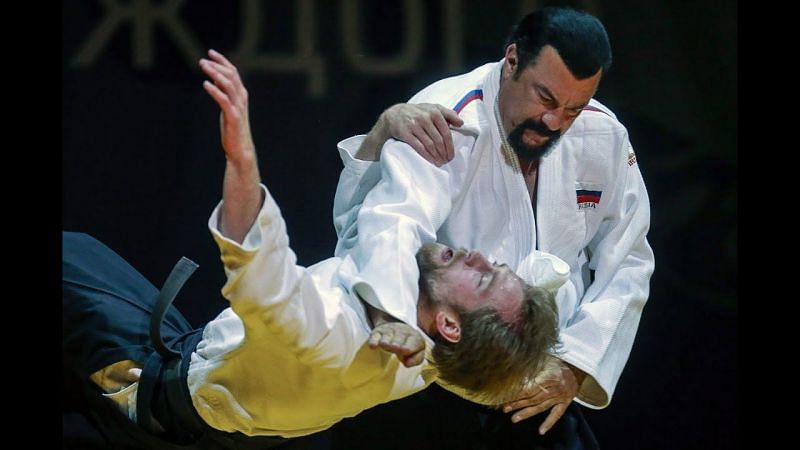 Steven Seagal displays his Aikido prowess