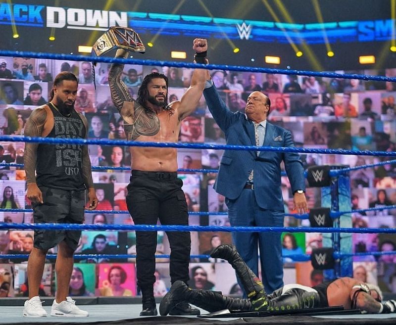 रोमन रेंस vs रे मिस्टीरियो (WWE SmackDown में यूनिवर्सल चैंपियनशिप के लिए हुआ Hell in a Cell मैच