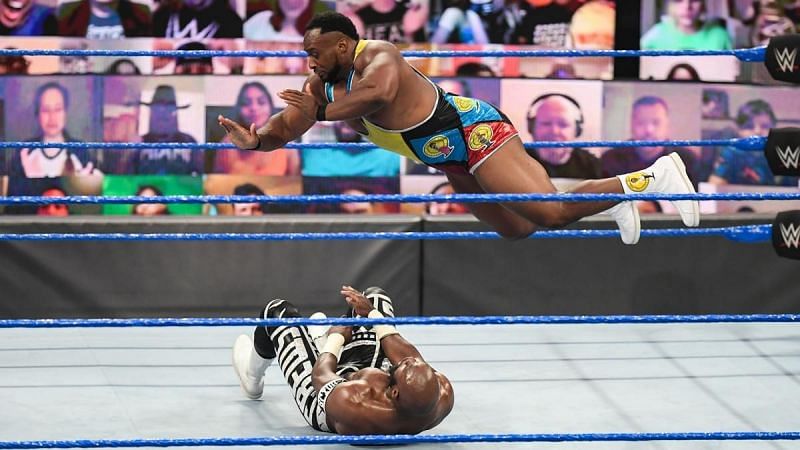 Big E hitting the splash on Apollo Crews