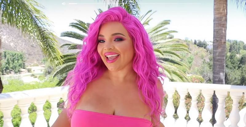 Trisha Paytas reassures fans after numerous complaints about damaged products (Image via YouTube)