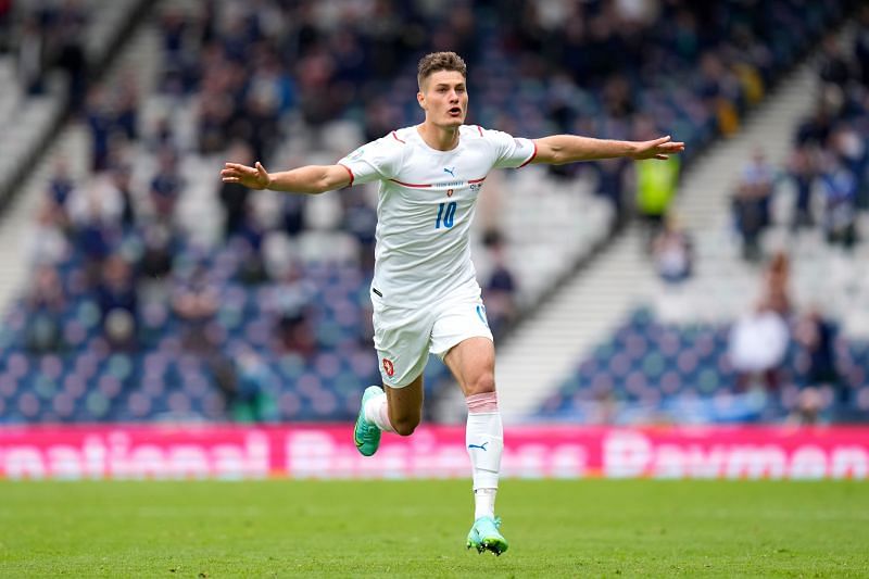Patrik Schick scored an outrageous goal from the center of the pitch against Scotland