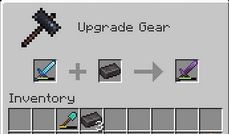 Upgrading a diamond sword to Netherite (Image via Minecraft)