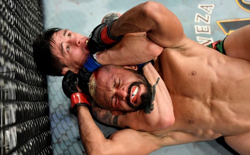 Brandon Moreno bested Deiveson Figueiredo via third-round submission at UFC 263