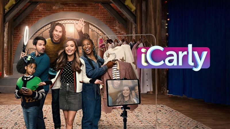 iCarly (2021) Poster. Image via: Paramount/Nickelodeon