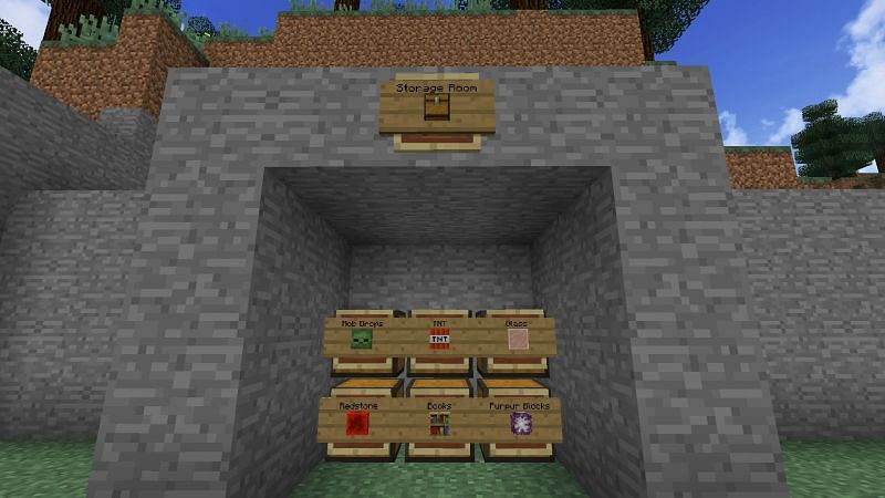 A Minecraft player uses item frames behind signs for a great effect (Image via Pinterest)
