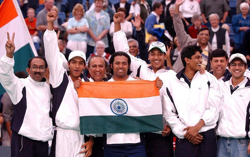 Leander Paes with Indian flag