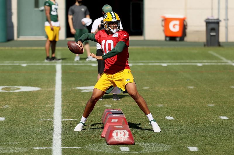 Green Bay Packers fans unhappy with Jordan Love's performance at minicamp