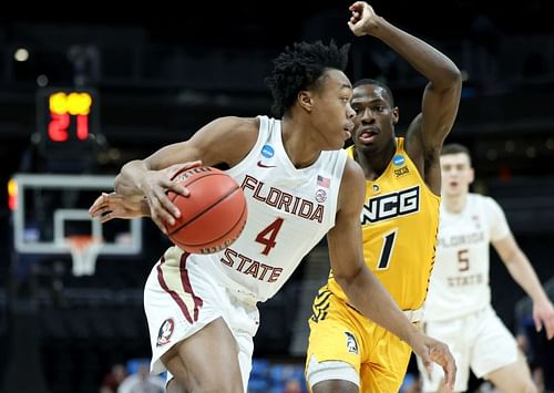 Scottie Barnes (#4) of the Florida State Seminoles