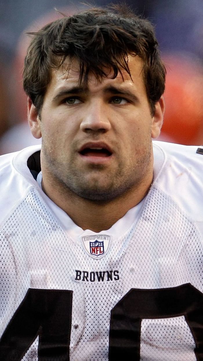 Madden NFL: Peyton Hillis teases cover athletes for this year's game