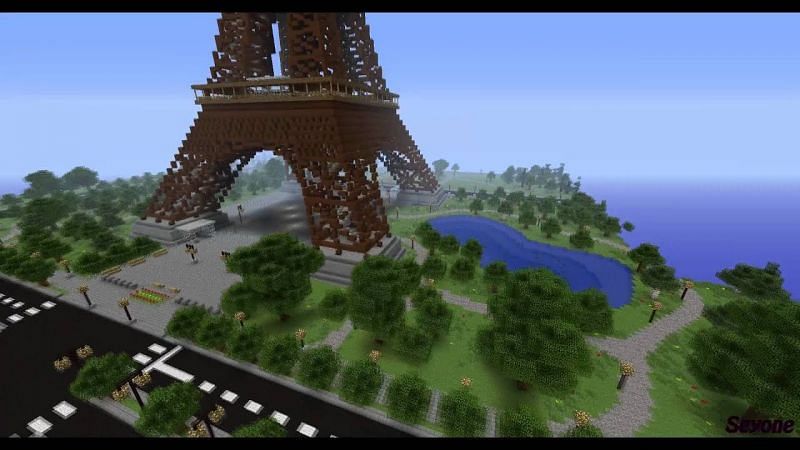 A player built the Eiffel Tower. Image via Tech Guided