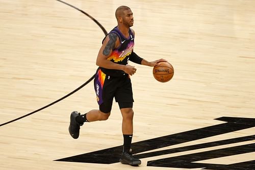 Chris Paul with the Phoenix Suns